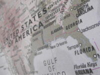 Florida incrementa la cantidad de residentes que se mudan desde California.-Miami Negocios en Venta
