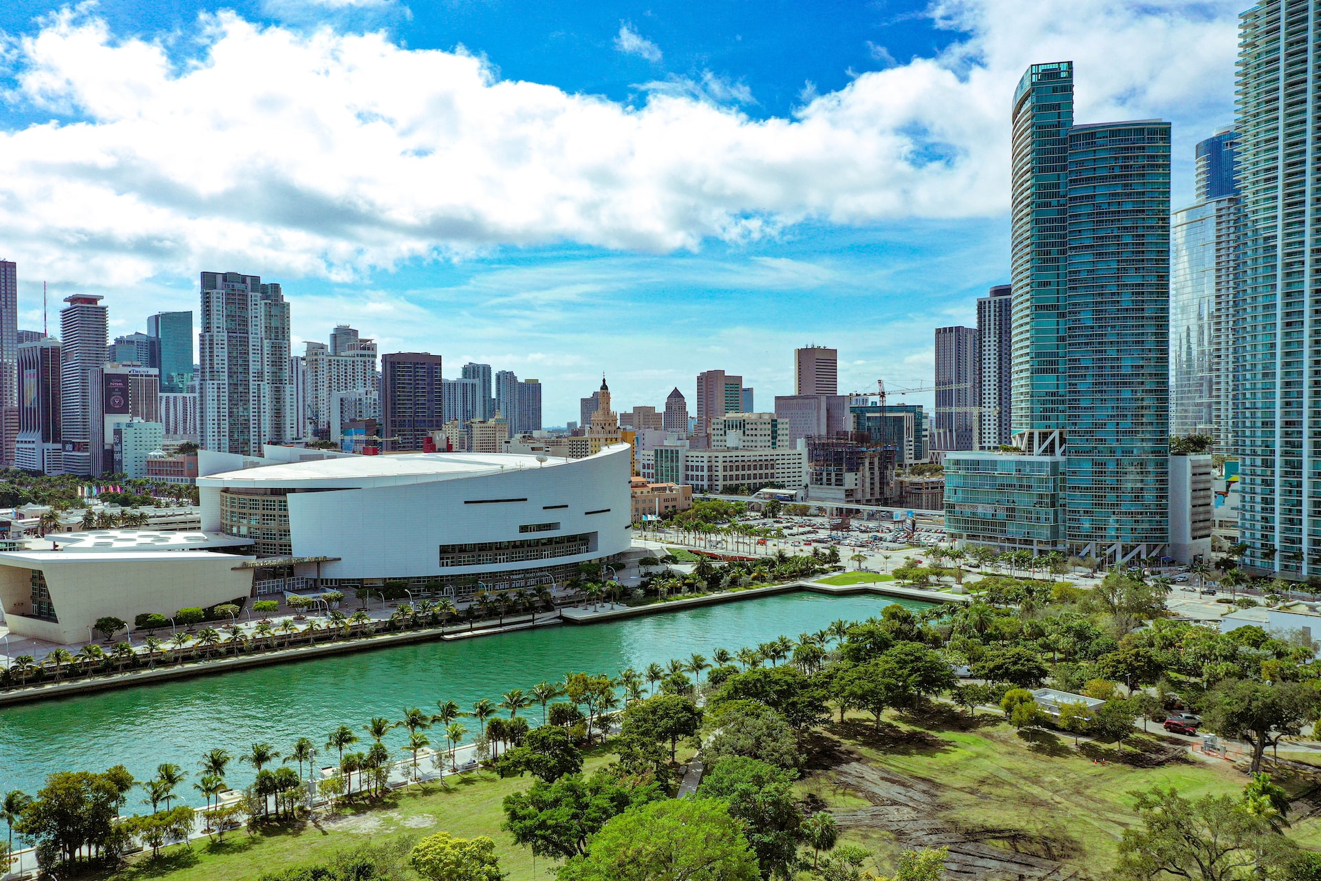 Venta sitio desarrollo en Miami-Area Edgewater-Miami Negocios en Venta