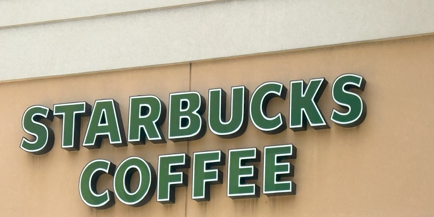 Starbucks Coffee cierres en Florida. Aqui se los explicamos.